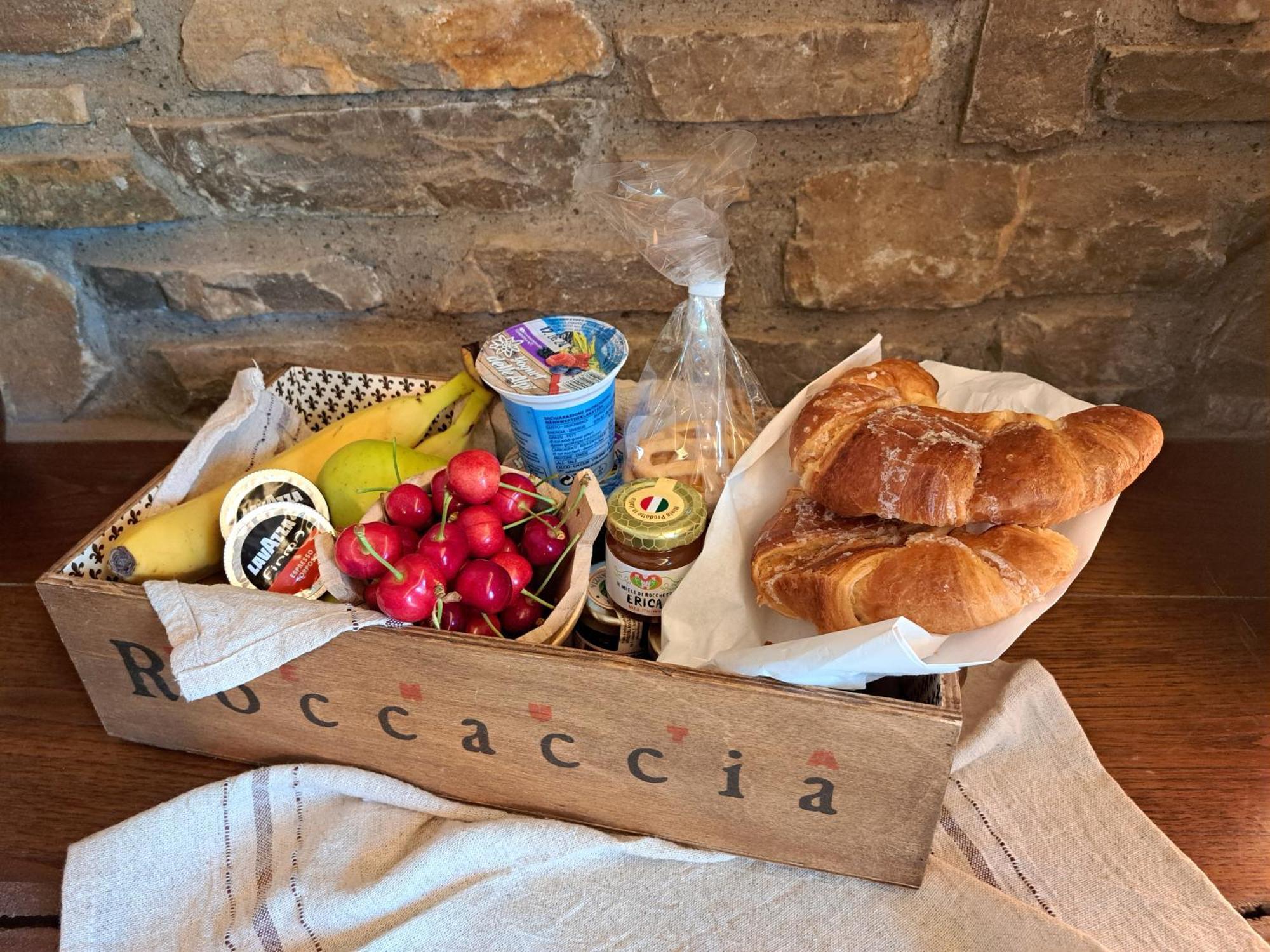 פיטיליאנו Agriturismo Tenuta Roccaccia מראה חיצוני תמונה